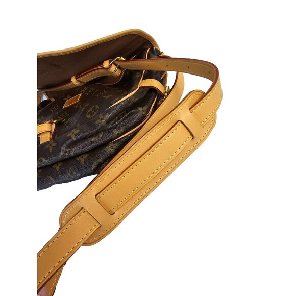 LOUIS VUITTON Saumur 30 Crossbody Shoulder Bag Monogram Leather LV Unisex EUC - Picture 12 of 16